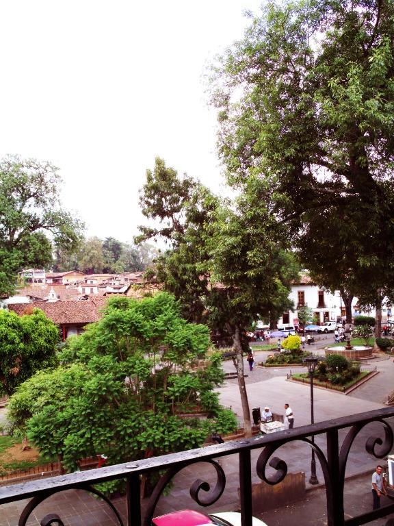 Posada De San Agustin Patzcuaro Exterior photo